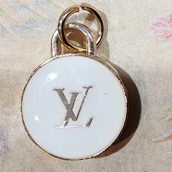 Louis Vuitton Authentic Double Sided LV Charm/Replacement Zipper Pull - Picture 3 of 5